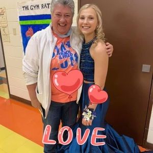 Meet your Posher, Cindy